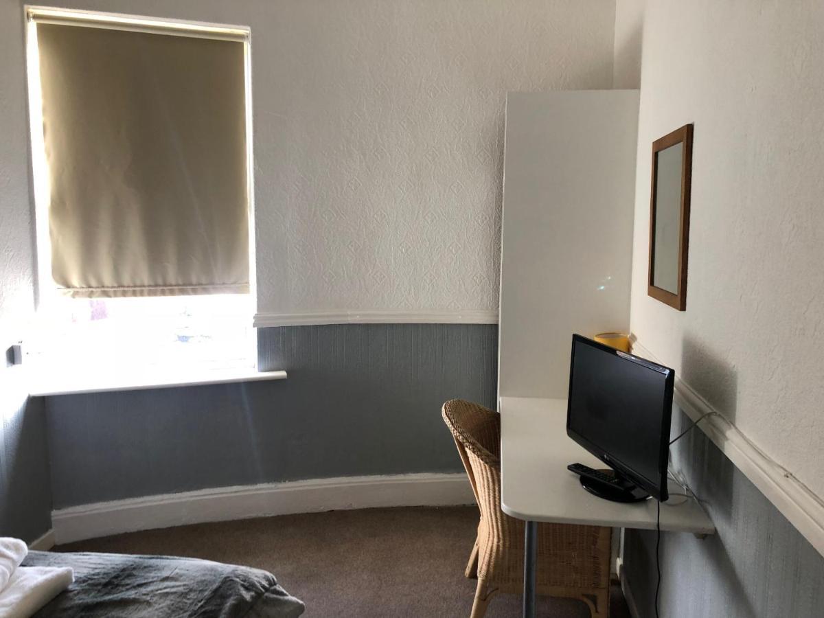 The Banjo Guesthouse Bootle  Kamer foto